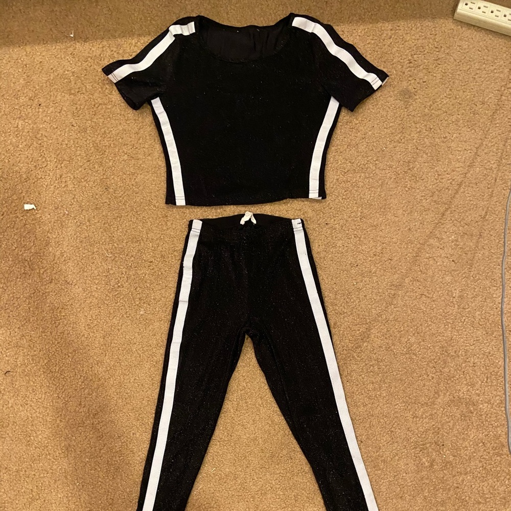 Matching Two Piece Set Size Sm - Picture 2 of 3